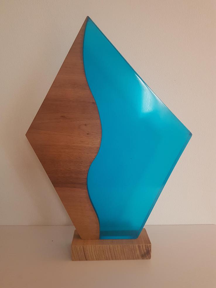 Würfel Lampe Walnuss LED Farbig Epoxidharz