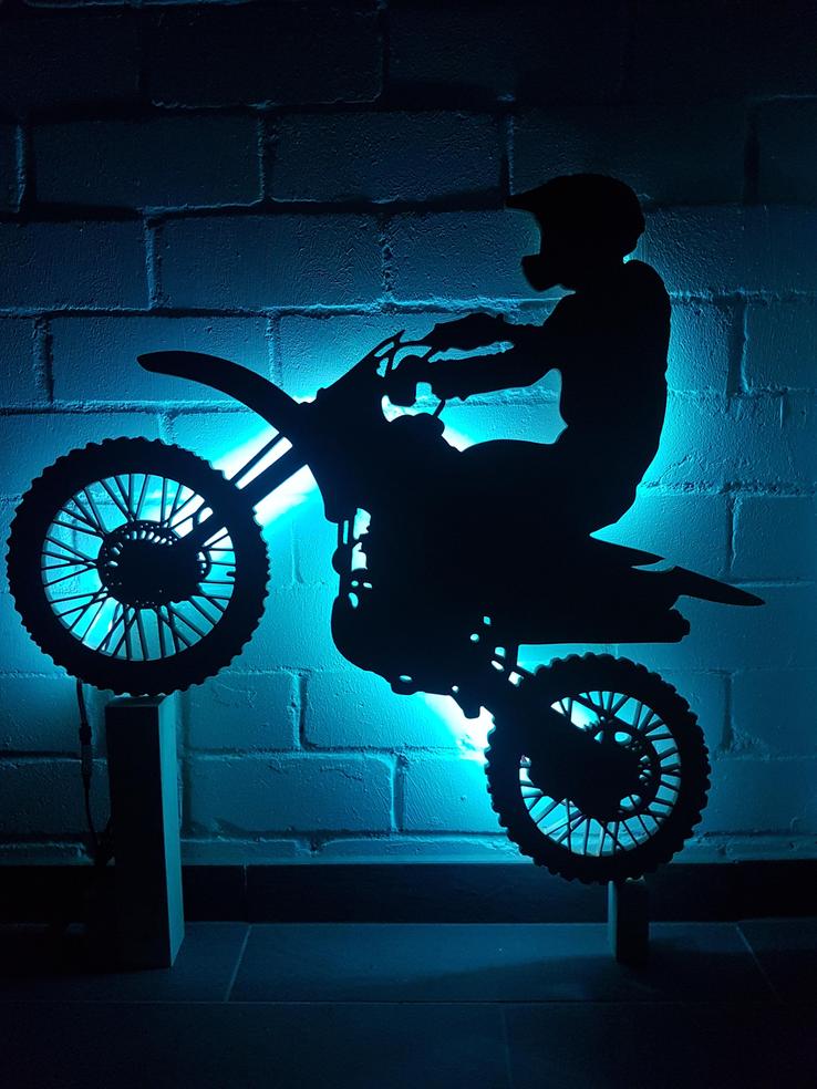 Motorradfahrer Wadlampe Holz LED farbig
